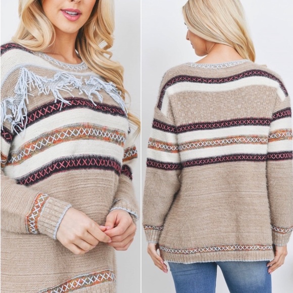 NWT! Clearance 🍒Tribal Style Tassel Trim Fringe Border SOFT Warm Cozy Sweater - Picture 9 of 11